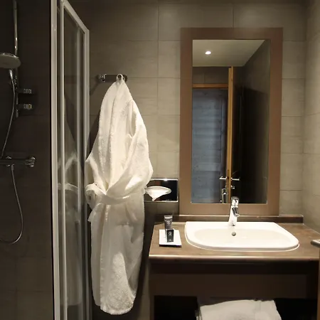 Hotel Le Du Mont Vallon