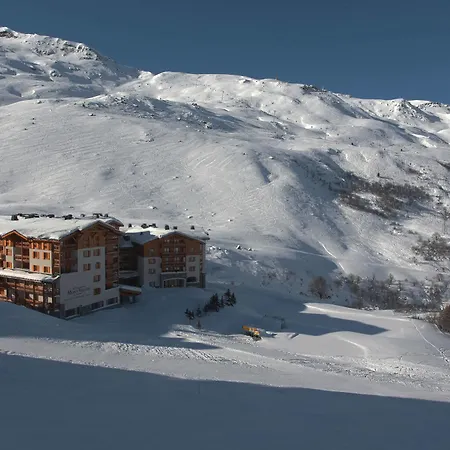 Le Du Mont Vallon Отель 4*
