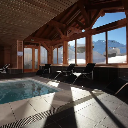 Отель Le Du Mont Vallon Les Menuires
