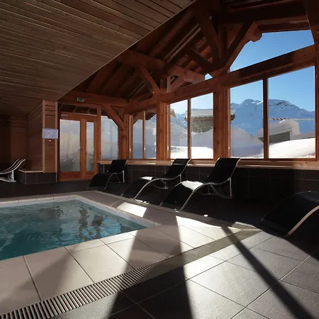 Le Du Mont Vallon 4*