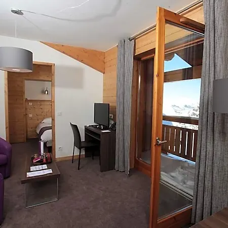 Le Du Mont Vallon 4*