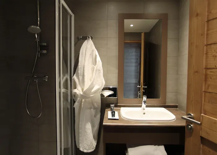 Hotel Le Du Mont Vallon